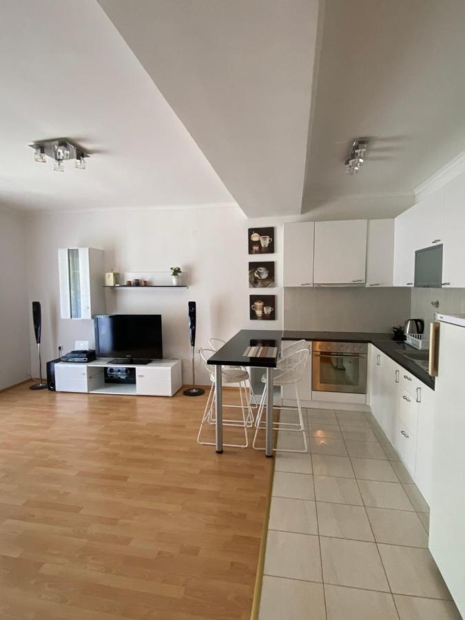 Aqua Blue Apartment Peštani Zewnętrze zdjęcie